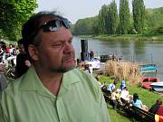 Bývalý hodonínský starosta Igor Taptič při nedávném odemykání řeky Moravy. Bývalý hodonínský starosta Igor Taptič při nedávném odemykání řeky Moravy.